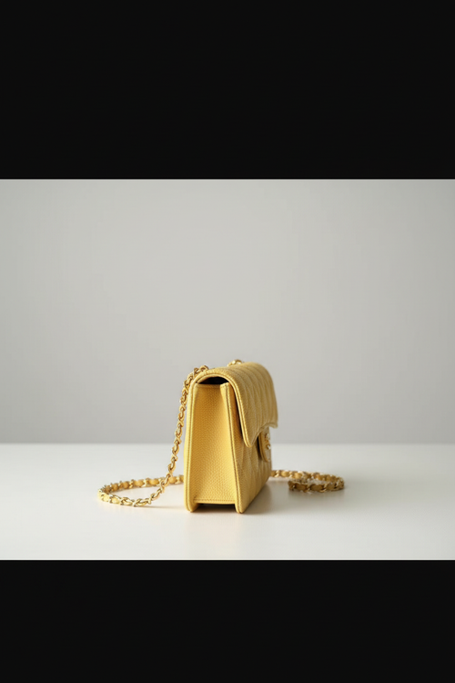 Sac jaune fond neutre studio